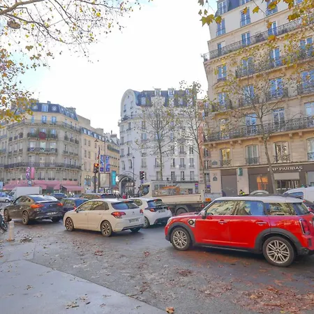 Romantic At Quartier Latin Apartment